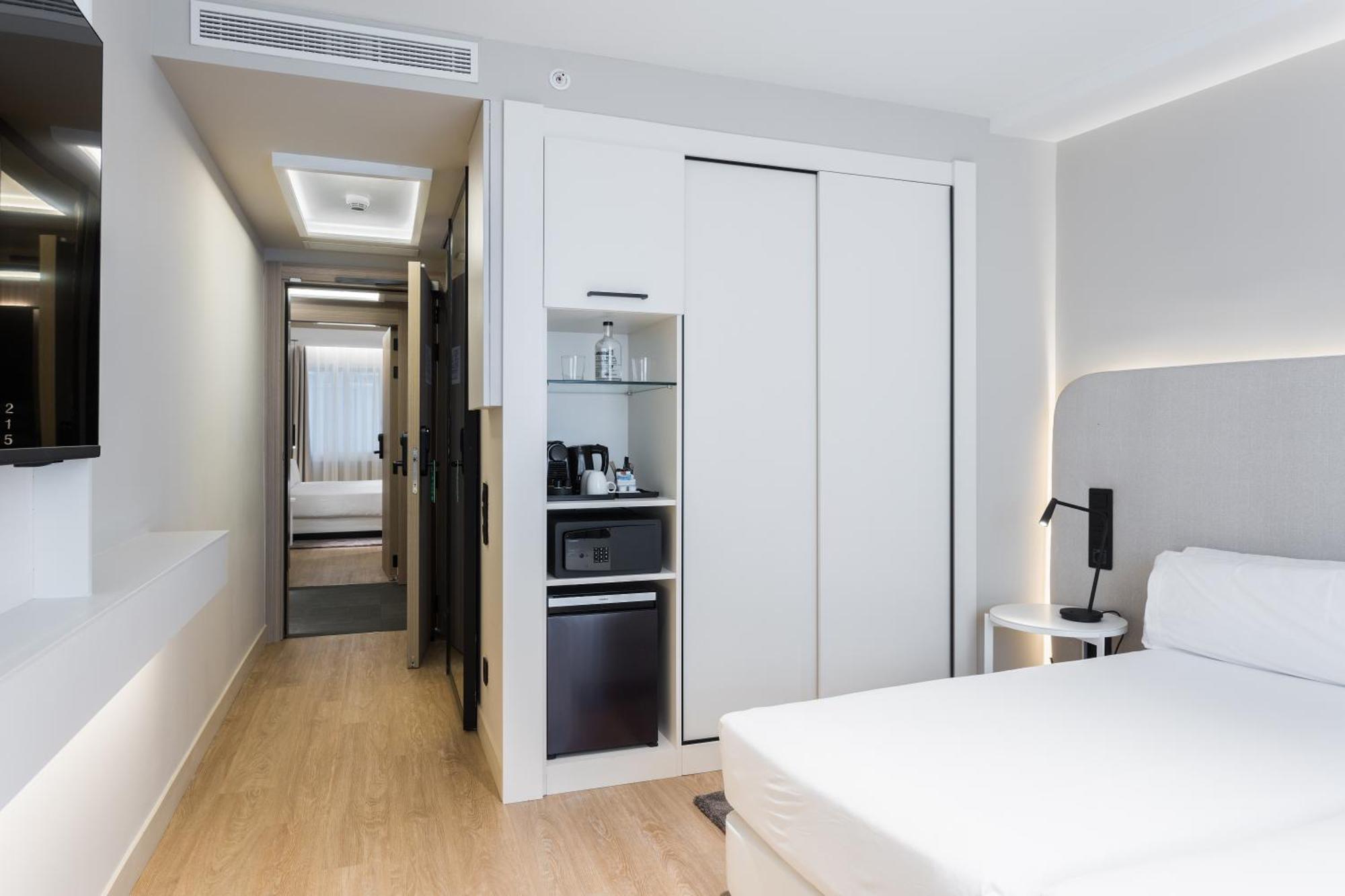 Royal Ramblas Barcelona Bagian luar foto
